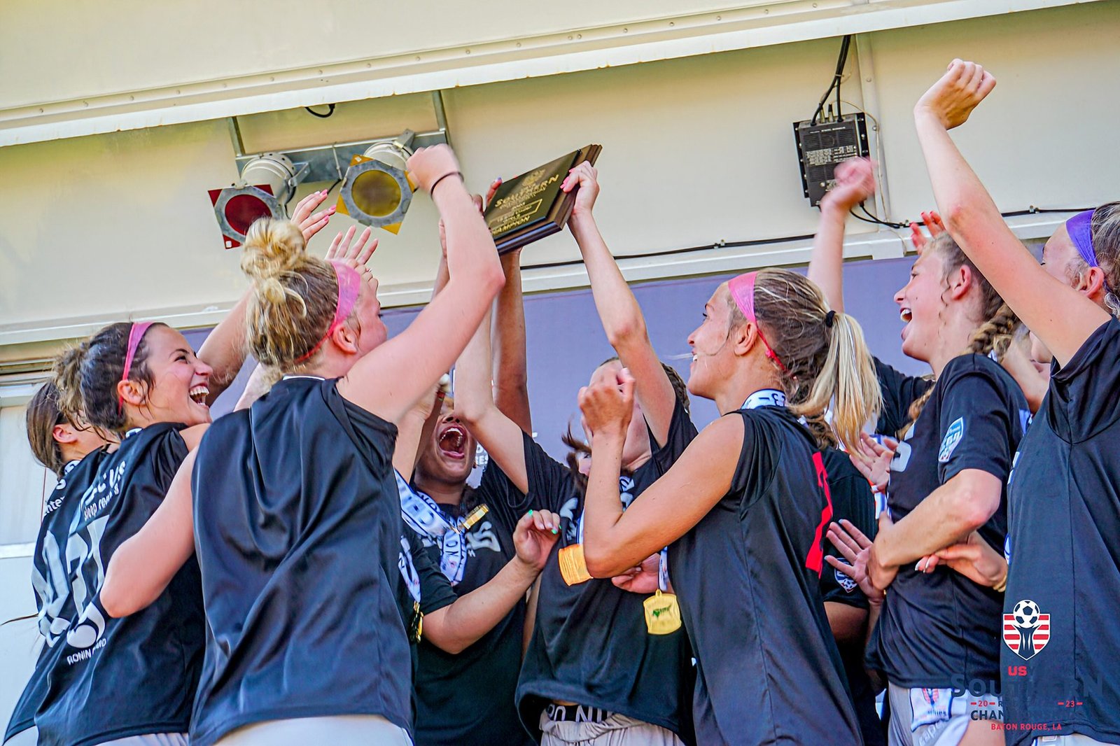 2007 Lady Lobos Rush E64 were crowned 16U Girls Southern Regional Champions.