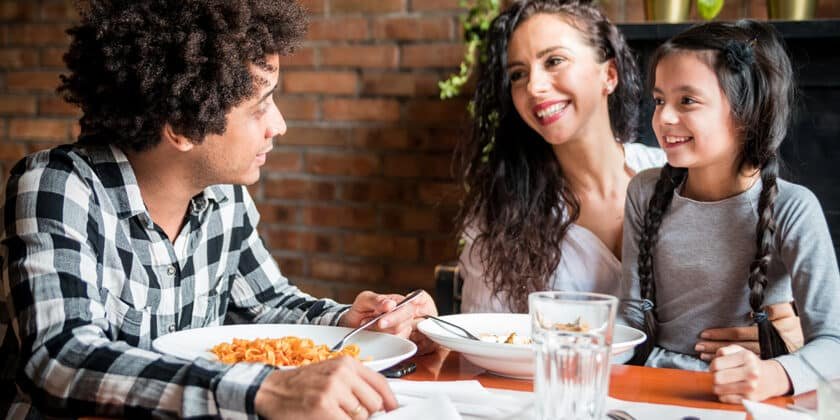 The Rise, Fall and Resurgence of Chain Restaurants: A Story of Sizzle, Struggle and Revival