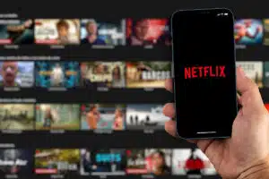 The Netflix Story: From Red Envelopes to Global Screens
